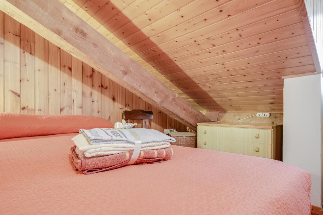 Appartement Mansarda Tra Le Dolomiti Di Brenta à Bocenago Extérieur photo