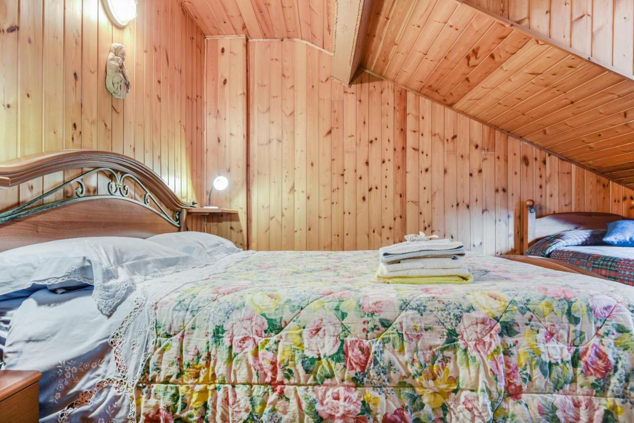 Appartement Mansarda Tra Le Dolomiti Di Brenta à Bocenago Extérieur photo