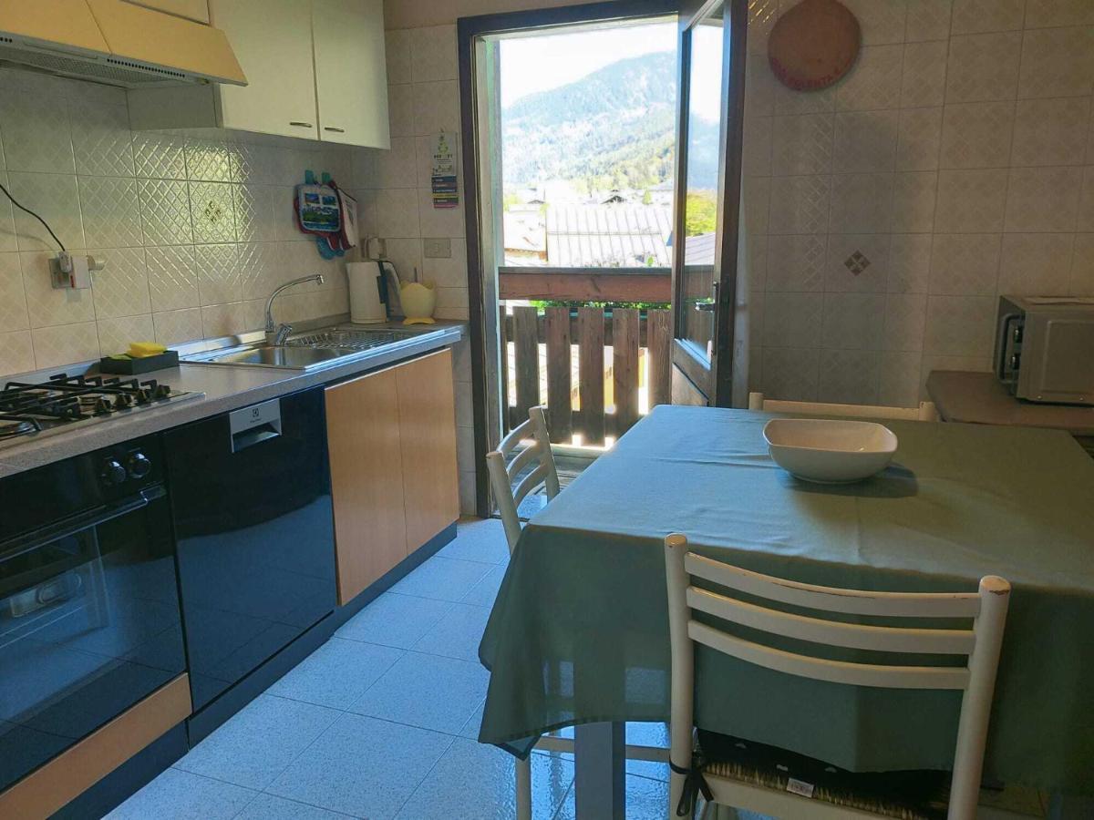 Appartement Mansarda Tra Le Dolomiti Di Brenta à Bocenago Extérieur photo
